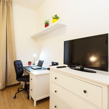 Perunova Apartments プラハ エクステリア 写真