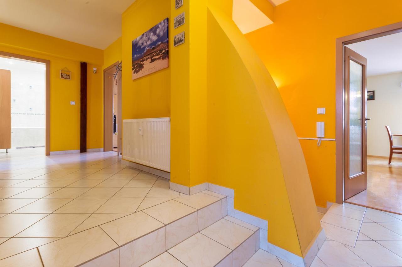 Perunova Apartments プラハ エクステリア 写真