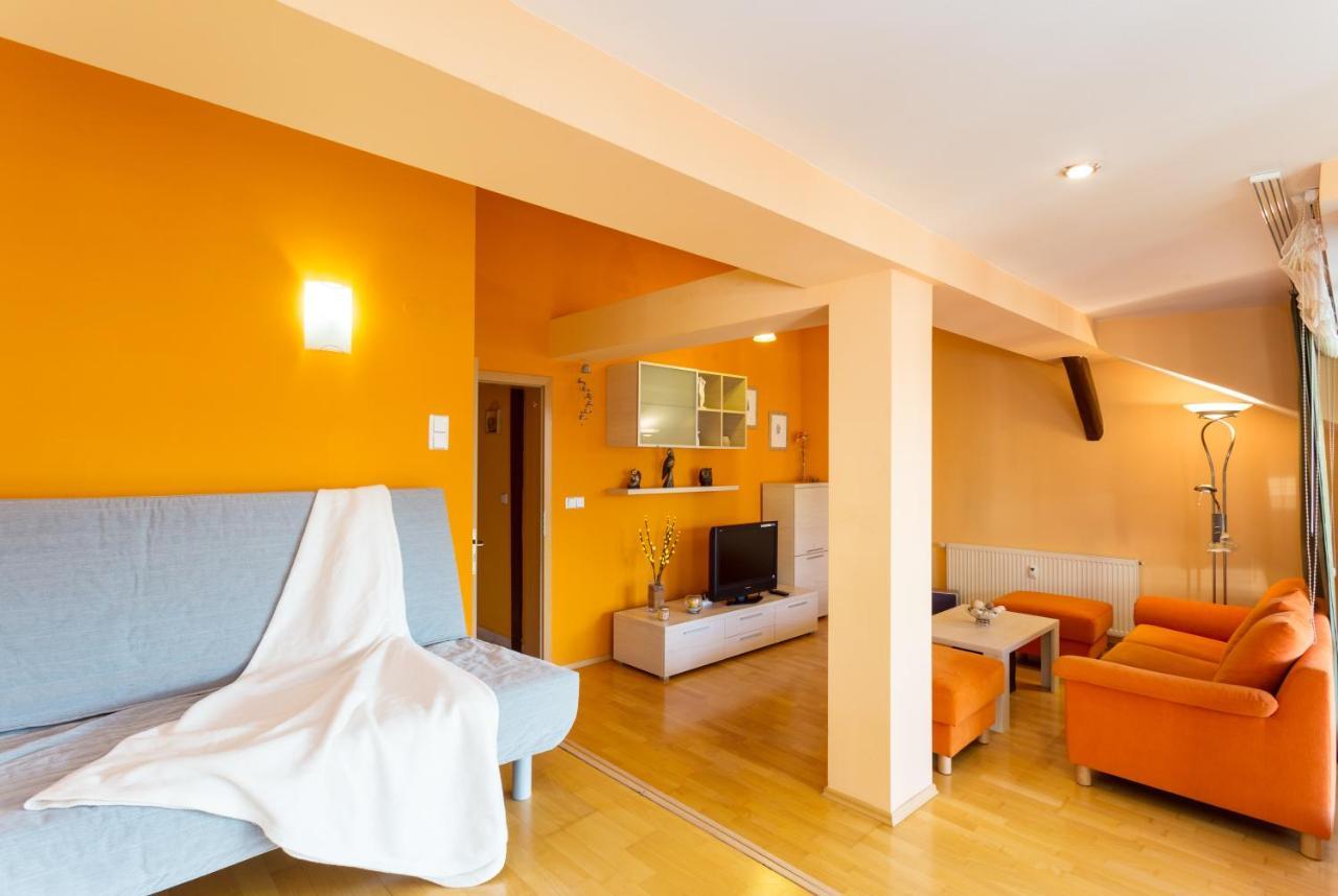 Perunova Apartments プラハ エクステリア 写真