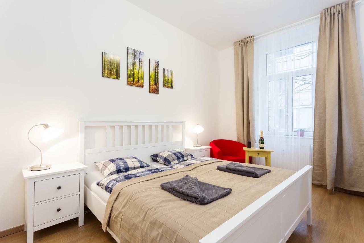 Perunova Apartments プラハ エクステリア 写真