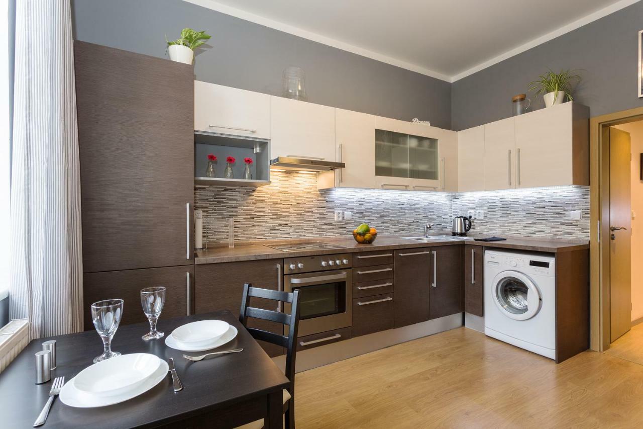 Perunova Apartments プラハ エクステリア 写真